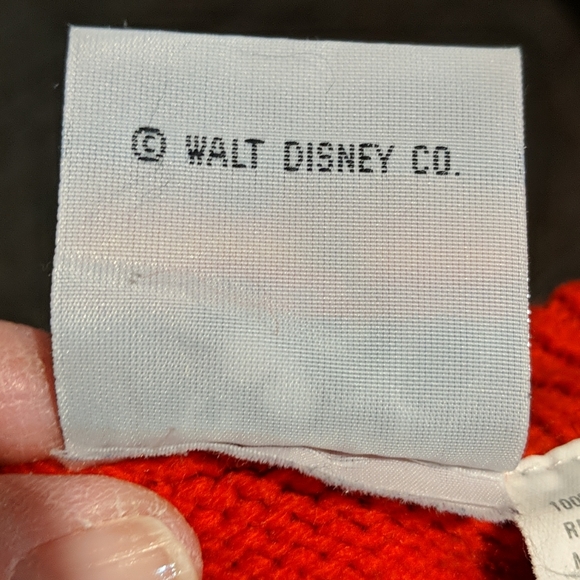 @Walt Disney Productions Sweater - Picture 3 of 7